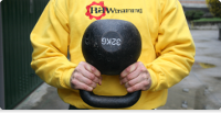 Aumentare la forza della presa utilizzando i kettlebell