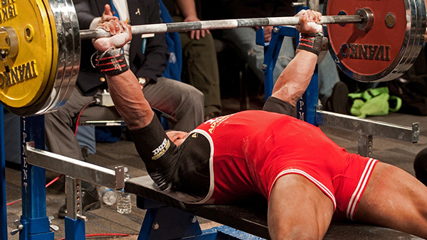 I Powerlifter dovrebbero allenarsi di più come dei Bodybuilder - prima parte